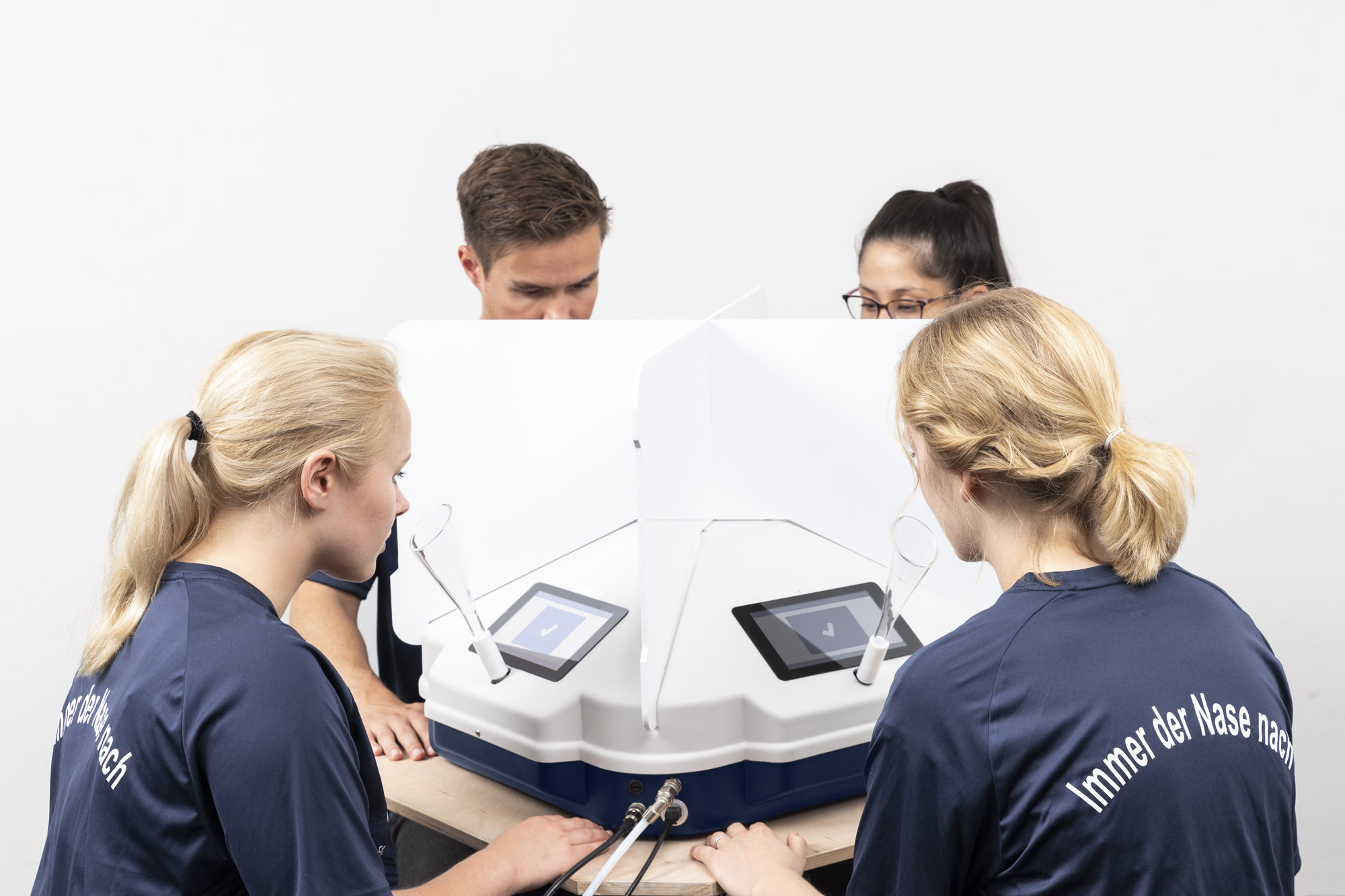 Olfasense, il laboratorio degli odori diventa hi-tech: così la tecnologia misura ciò che sente il naso